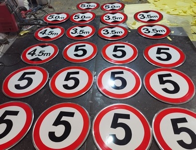 周口周口限速交通标牌厂家